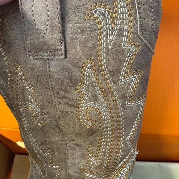 Sea Leopard Print Women's Boots - Picture 2 of 4